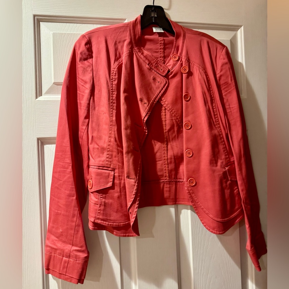 Dkny Red Blazer Structured Shoulders Buttoned Front